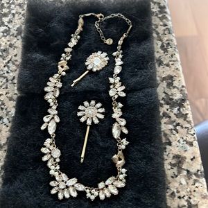 Bronze colored and rhinestones necklace with matching hair barrettes